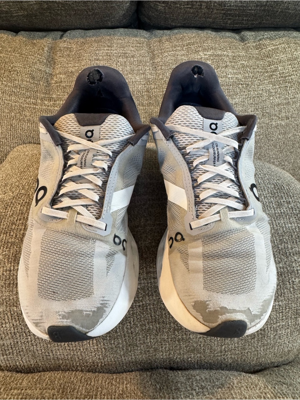 On Cloudsurfer Next Women’s Glacier/White Size 8 - Picture 3 of 13